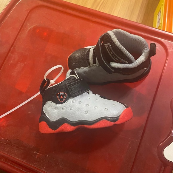 Toddler sneakers good condition - Picture 3 of 11